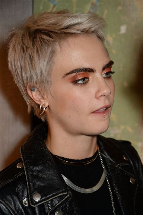 cara delevingne burberry black dress|cara delevingne haircut.